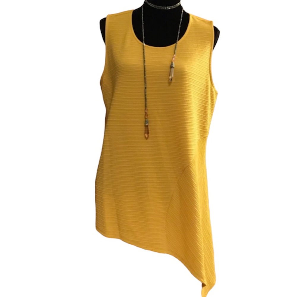 Asymmetrical top in mustard Size XL/14